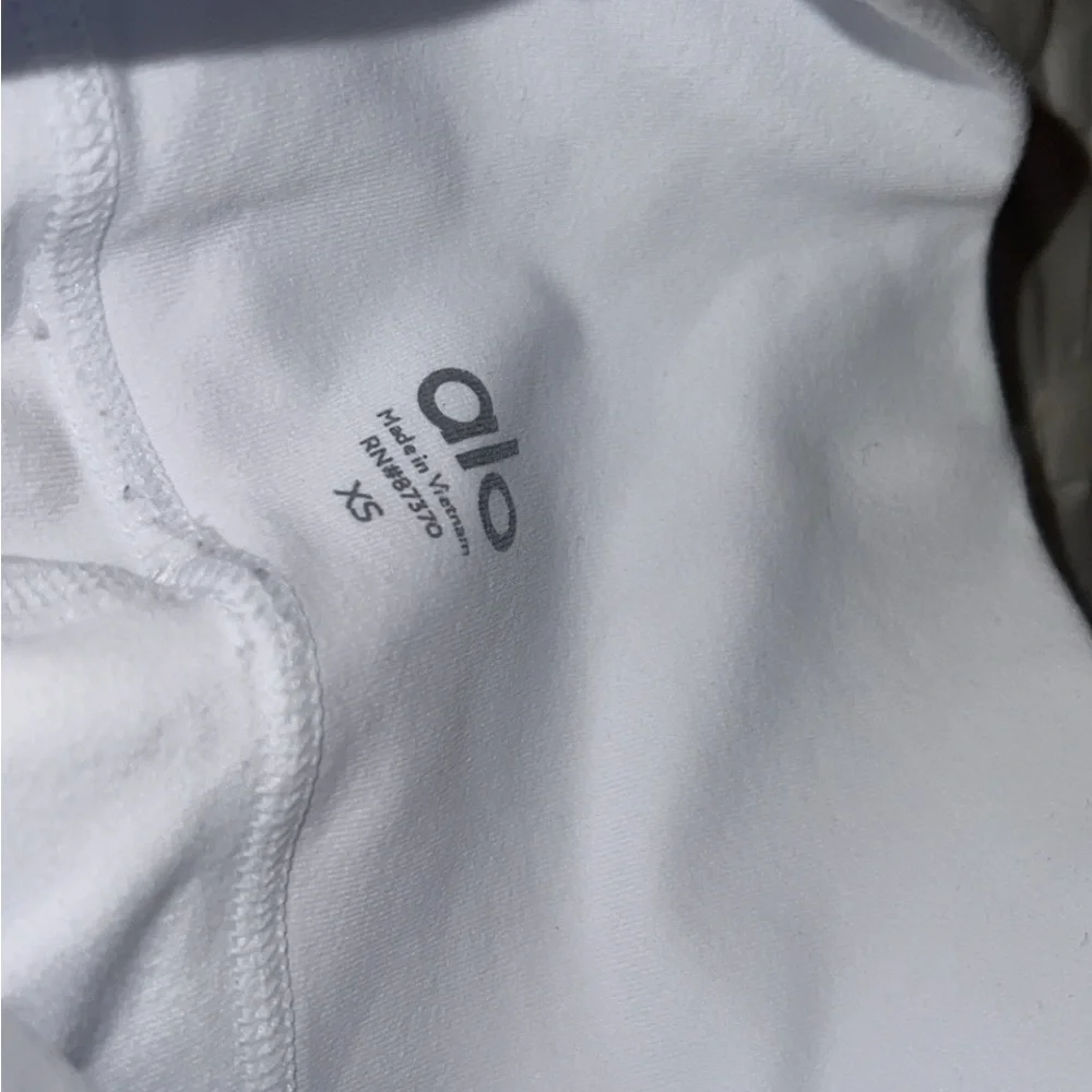 ALO High-Waist Airbrush Legging in White